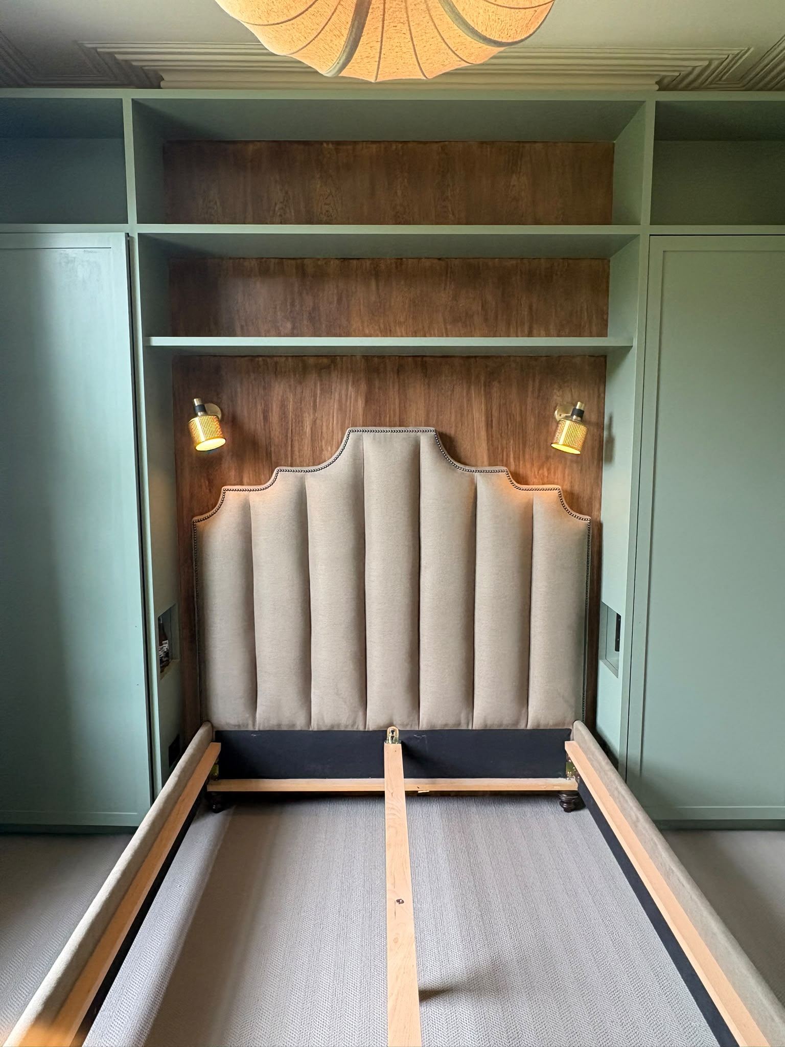 Scalloped headboard bedroom joinery, Edgware